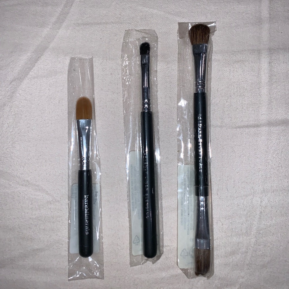 NEW BareMinerals Makeup Brush Bundle - 3pcs